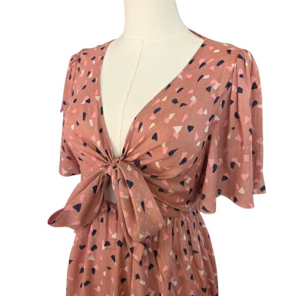 LUSH Blush Multi Spot V-Neck Front Tie Dress - Picture 4 of 6